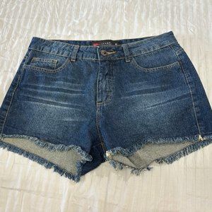 🐢🐢🐢 POOL WOMENS JEANS SHORTS SIZE 40 🐢🐢🐢